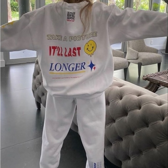 Mayfair White Graphic Sweatshirt with Colorful Print - Picture 9 of 12